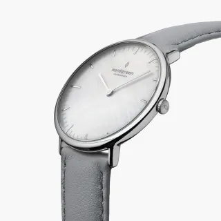 【Nordgreen】ND手錶 Native 本真 32mm 月光銀殼×珍珠母貝面 北極灰真皮錶帶(NR32SILEGRMP)