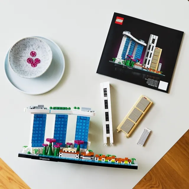 【LEGO 樂高】建築系列 21057 新加坡(模型 金沙酒店)