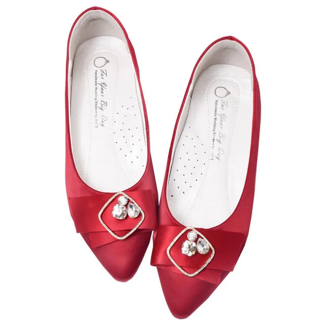 【Ann’S】腳尖幸福-訂製鑽扣沙發後跟平底尖頭婚鞋(紅)