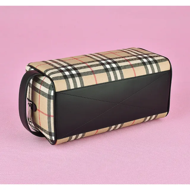 【BURBERRY 巴寶莉】BURBERRY Vintage 格紋PU拉鍊手拿包(米)