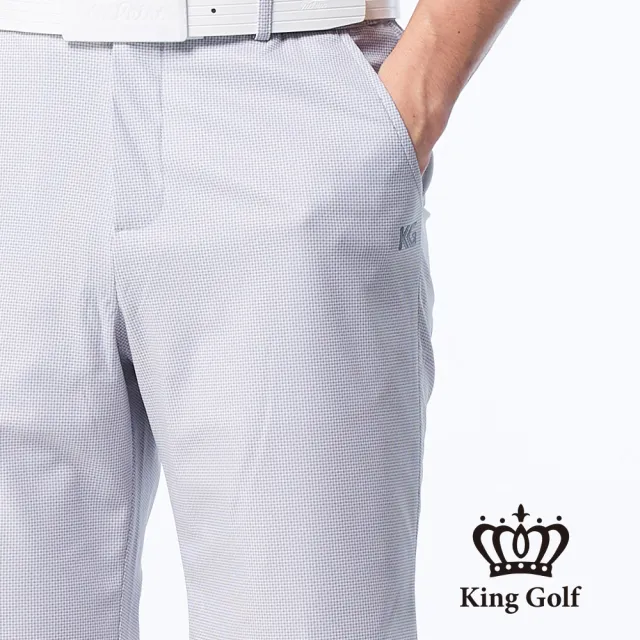 【KING GOLF】網路獨賣款-速達-男款細格紋印圖修身彈性高爾夫球短褲(灰色)