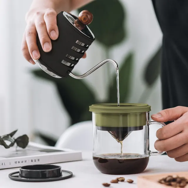 【PO:】2入組手沖咖啡(咖啡玻璃杯350ml-黑綠+咖啡玻璃杯240ml-橄欖綠)