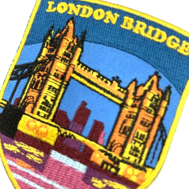【A-ONE 匯旺】英國 倫敦鐵橋 皮夾 皮包 手機 刺繡貼布 電繡貼 背膠補丁 地標熨斗刺繡徽章(NO.191)