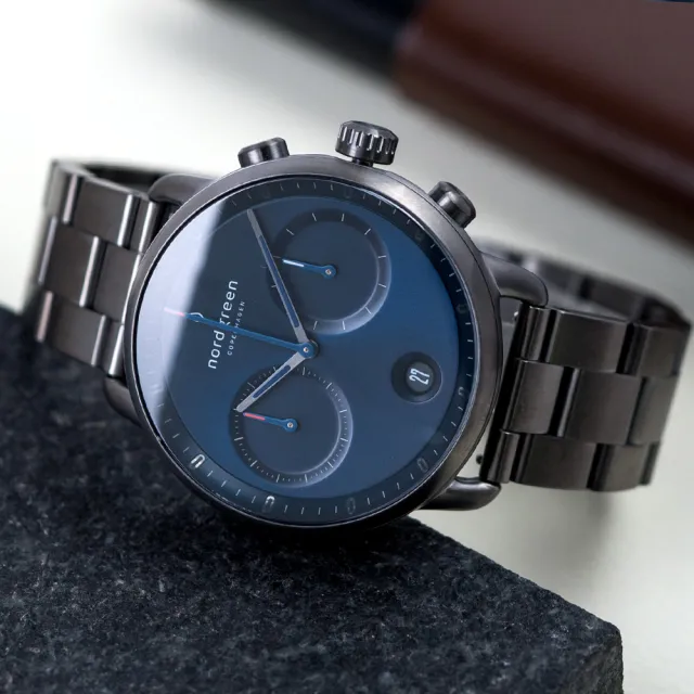 【Nordgreen】ND手錶 Pioneer 先鋒 42mm 深空灰殼×藍面 深空灰三珠精鋼錶帶(PI42GM3LGUNA)