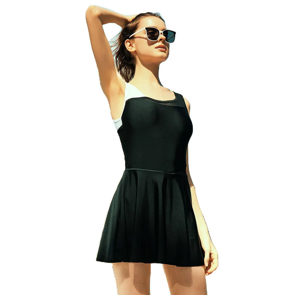 【Heatwave 熱浪】泳衣女夏保守遮肚新款溫泉海邊黑色連身裙式泳衣(83001/M-3XL)