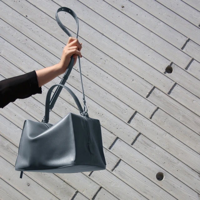 SPRING 多功能尼龍後背包 單肩機能斜背包-多色(時尚太