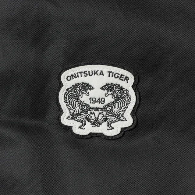 【Onitsuka Tiger】Onitsuka Tiger鬼塚虎-絨毛內裡教練夾克(2183B240-001)