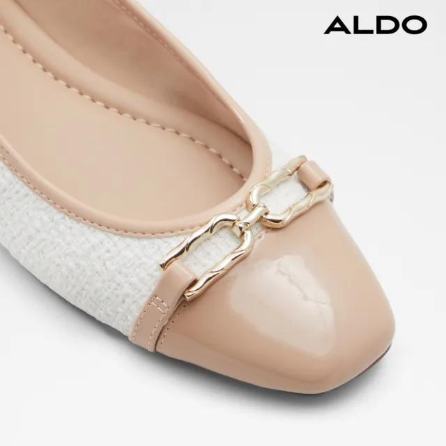 【ALDO】PRERI-時尚小香風金飾平底鞋-女鞋(白色)