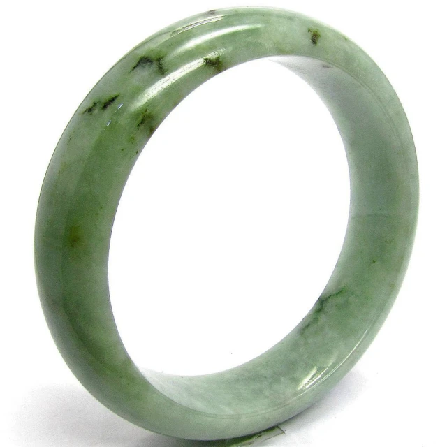 小樂珠寶 翡翠手鐲淡綠飄花種天然A貨(手圍18.2號 內徑5
