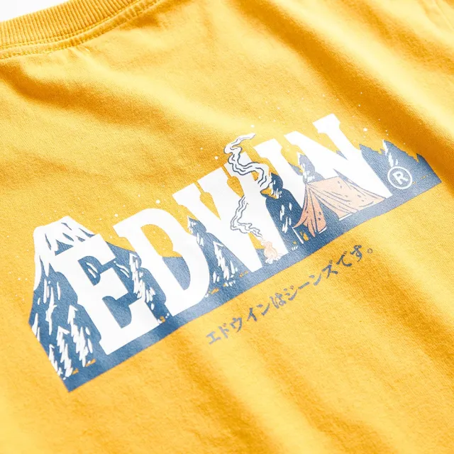 【EDWIN】女裝 露營系列 背後富士山營地LOGO長袖T恤(桔黃色)