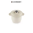 【Le Creuset】萬用窈窕鑄鐵鍋 18(杏仁奶茶- 鋼頭-內鍋黑)