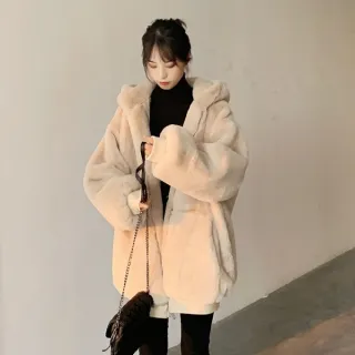 【D.studio】韓版寬鬆加厚連帽毛毛外套(連帽外套 女裝 長袖上衣 毛毛外套 保暖外套 J157)