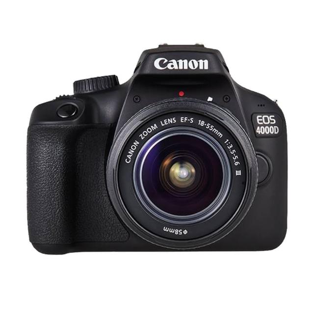 Canon佳能 4000D Canon 佳能 EOS 4000D 單眼相機,搭載 APS-C CMOS 影像感應器,有效畫素達 1800 萬,提供高畫質影像捕捉。配備 2.7 吋 TFT LCD 固定式螢幕,ISO 範圍最高 12800,適合低光環境拍攝。最快快門速度 1/4000 秒,眼平五稜鏡觀景窗視野率 95%,機身尺寸約 129.0 x 101.6 x 77.1 mm,重量僅 436 克,輕便易攜。支援 SD/SDHC/SDXC 儲存媒介,12 個月保固,平行輸入來源,BSMI 許可 D33B24,是入門單眼相機的理想選擇。
