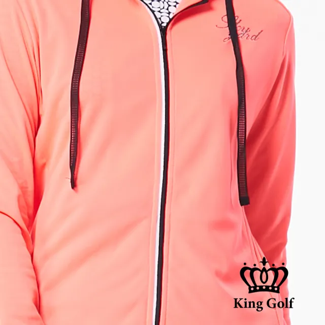 【KING GOLF】女款簡約修身拉鍊包邊輕薄內網連帽外套(橘粉色)