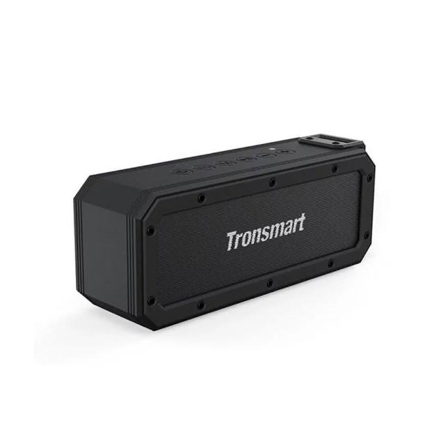 Tronsmart Element Force+ 是款輕巧攜帶型多媒體喇叭，搭載Bluetooth 5.0技術，傳輸距離達30m，支援重低音驅動單元（53mm，失真≤1.0%），頻率響應80Hz-18KHz，提供震撼音效。IPX7防水設計適合戶外使用，雙3300mAh電池容量，長達15小時播放時間（中等音量），充電僅需3小時。尺寸20.9x6.4x8.3cm，重量667g，內建TF/Micro SD卡槽及3.5mm輔助輸入，黑色系時尚外觀，附1年保固，NCC認證CCAJ21LP11A0T8，BSMI R55984。完美選擇藍芽喇叭、防水音箱及戶外音樂播放器！