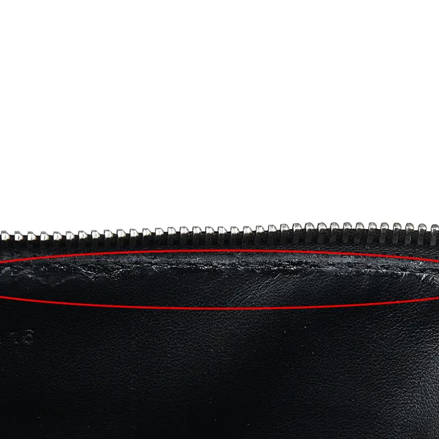 【GIVENCHY 紀梵希】GIVENCHY燙金壓印LOGO蛇頭設計牛皮拉鍊手拿包(展示品/黑)