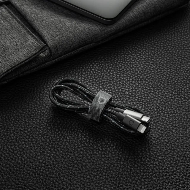 【RHINOSHIELD 犀牛盾】Lightning to USB-C for 1M ∣ 1公尺 黑色編織款充電線/傳輸線(iPhone/iPad適用)