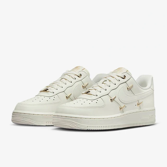 NIKE 耐吉NIKE 耐吉 休閒鞋 女鞋 運動鞋 AF1 WMNS AIR FORCE 1 07 LX 白 FV3654-111(3W5472)