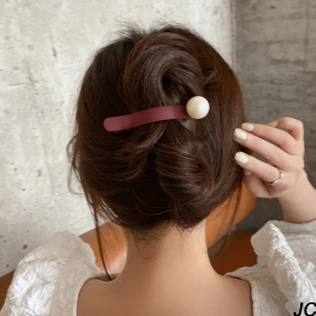 【JC Collection】韓國質感珍珠磨砂幾何型氣質鴨嘴夾邊夾髮夾(咖啡色、朱紅色)