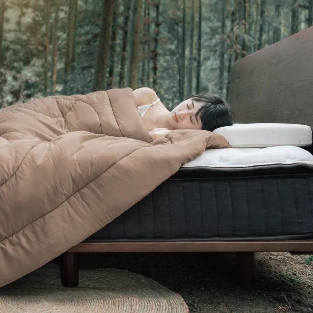LoveFu 月眠枕基本款 + 森呼吸永衡被-秋栗棕x單人5尺(MOMO獨家組合)