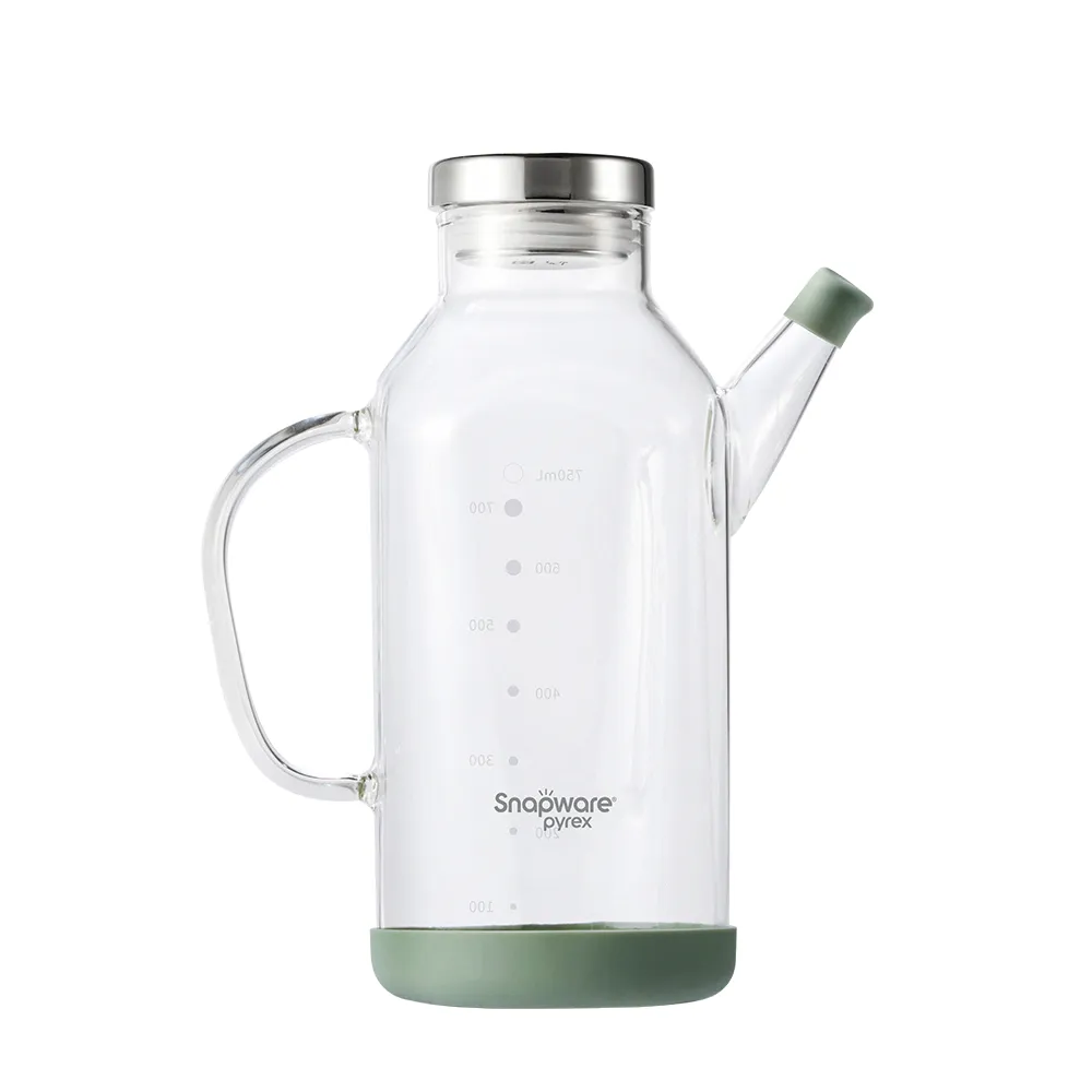 【CorelleBrands 康寧餐具】Snapware 多功能耐熱玻璃壺750ML(附刻度/水壺/油壺/茶壺)