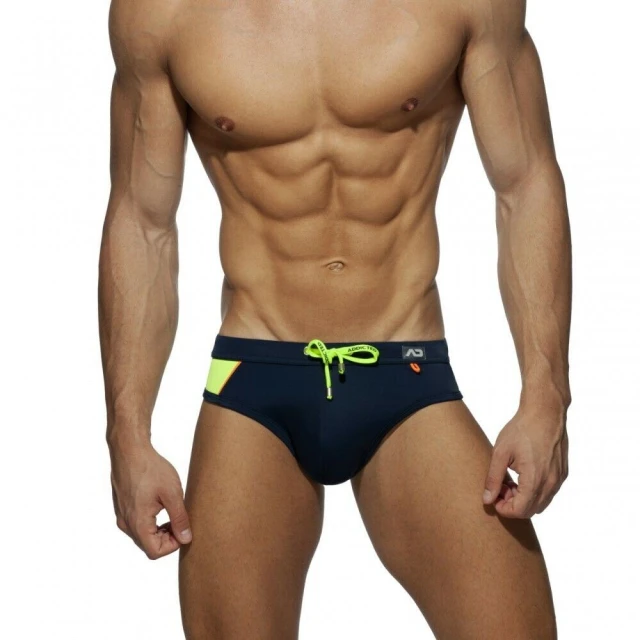 【ADDICTED】西班牙製  夏季必備款泳褲 AD競速運動三角泳褲(ADS231)