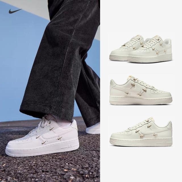 【NIKE 耐吉】休閒鞋 運動鞋 WMNS AIR FORCE 1 07 LX 女鞋 米白 小金勾(FV3654111)