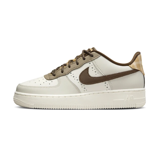 NIKE 耐吉NIKE 耐吉 Air Force 1 LV8 女鞋 大童 白棕色 美拉德 復古 雕花 巴洛克 低筒 休閒鞋 FV3702-121