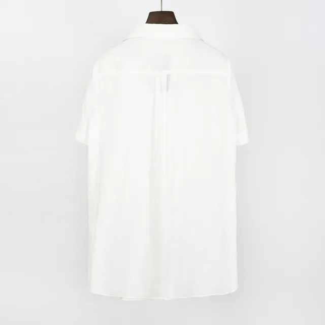 【AZUR】時尚立體剪裁V領短袖襯衫-白