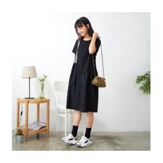 【慢。生活】運動風織條造型拼接連衣裙-F(黑/深藍)