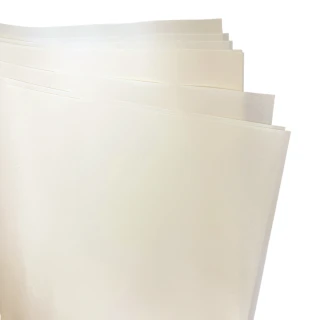 【CLEAN 克林】歐洲進口皇家包裝紙米色 63x44cm 50張/包(高級 質感 花束 雪梨紙 純色 內襯紙 電商 禮物)