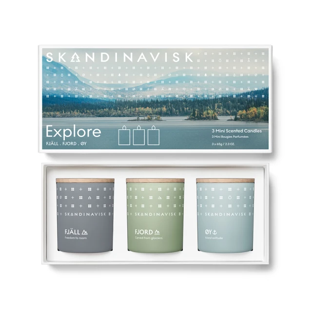 Skandinavisk 香氛蠟燭 EXPLORE 65g 3入禮盒組(FJALL 自由漫步 FJORD 風之耳語 OY 小島時光)