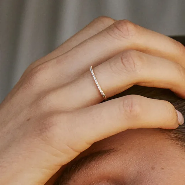 【SHASHI】紐約品牌 DIAMOND BAR 平衡骨 細緻白鑽 金色細版戒指(細版戒指)