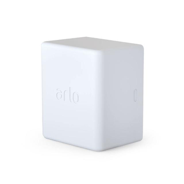 Arlo VMA5400 無線影片門鈴採用 1080P 高畫質影像，提供清晰視野與即時運動偵測通知，讓您隨時掌握訪客動態。支援雙向語音通話，輕鬆與訪客互動。無需線材安裝，簡單設定即用，並整合智慧家居系統，透過手機 App 遠端監控家門安全。適閤家庭與辦公室，提升居家防護，確保安心生活。是現代智慧家居的最佳選擇，結合無線便利與高科技監控功能。