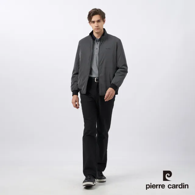 【pierre cardin 皮爾卡登】男款 都會休閒立領鋪棉印暗格夾克外套-深灰色(5235767-95)