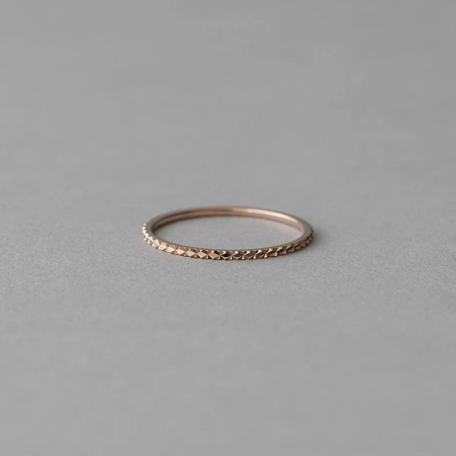 ete K18 經典單鑽包鑲鑽石戒指-0.10ct(金色 玫