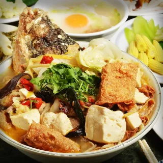 【廚鮮食代】砂鍋魚頭 2包組(2200g/包_鮭魚頭/砂鍋鮭魚頭/年菜必買)