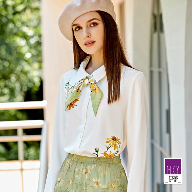 ILEY 伊蕾 交錯縷空燙鑽羊毛針織上衣(深咖；M-L；12