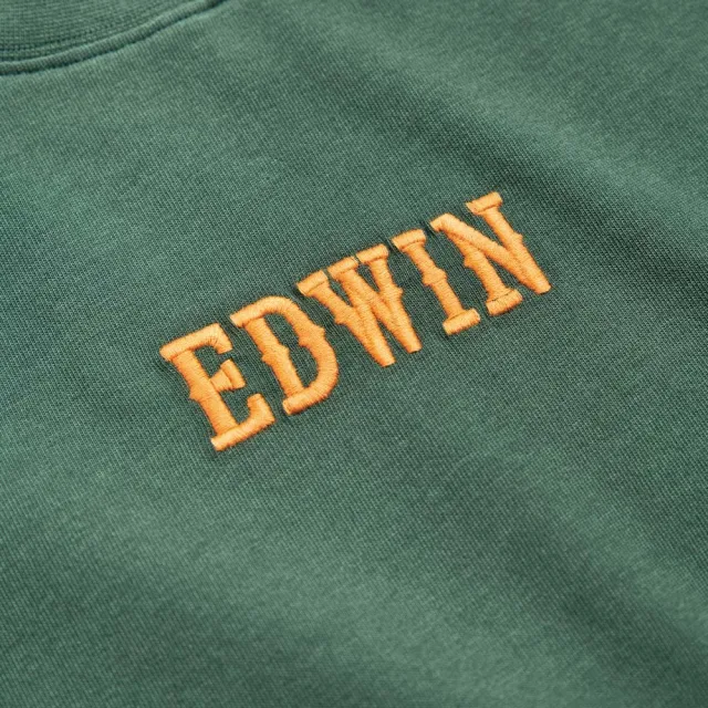 【EDWIN】男裝 寬版立體刺繡LOGO短袖T恤(苔綠色)