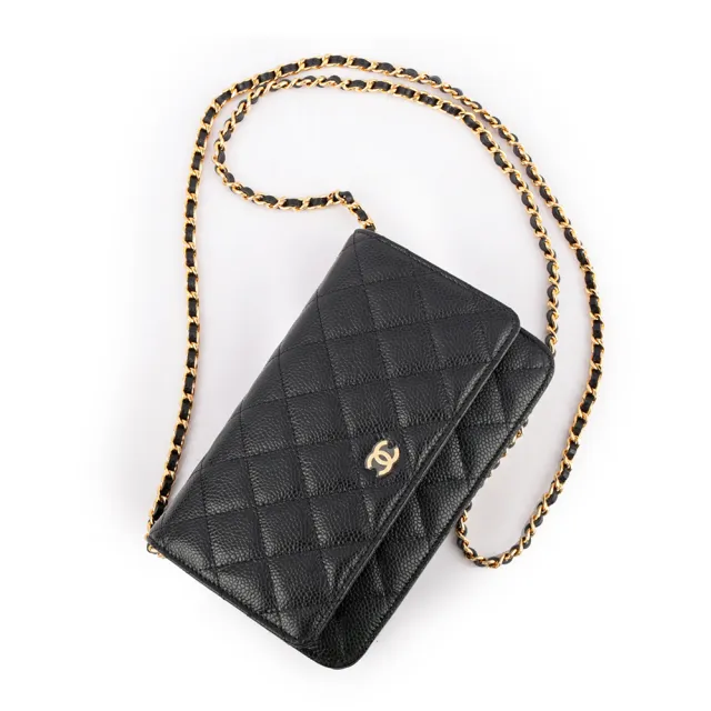 【CHANEL 香奈兒】經典CC Logo淡金釦荔枝皮革WOC(黑色)