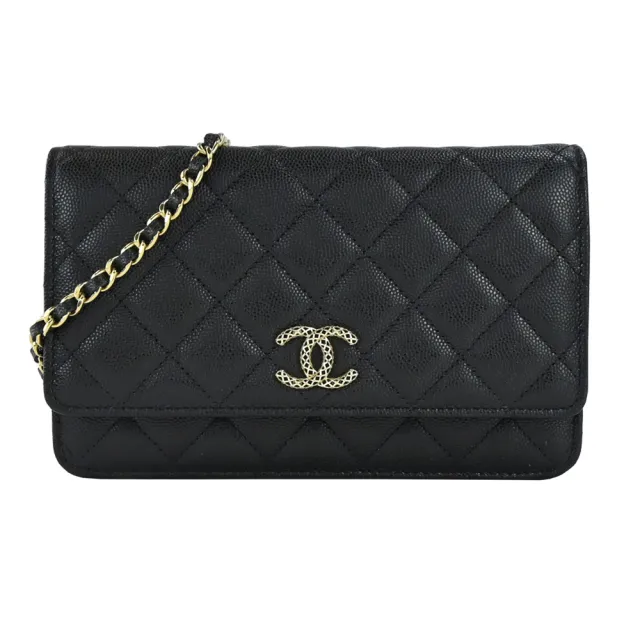 【CHANEL 香奈兒】新款鏤空雙C LOGO菱格紋小牛皮WOC手拿/斜背包(黑色)