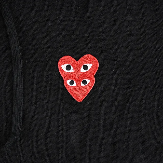 【Comme Des Garcons CDG】Comme Des Garcons Play愛心刺繡LOGO連帽外套(黑x紅/女款)