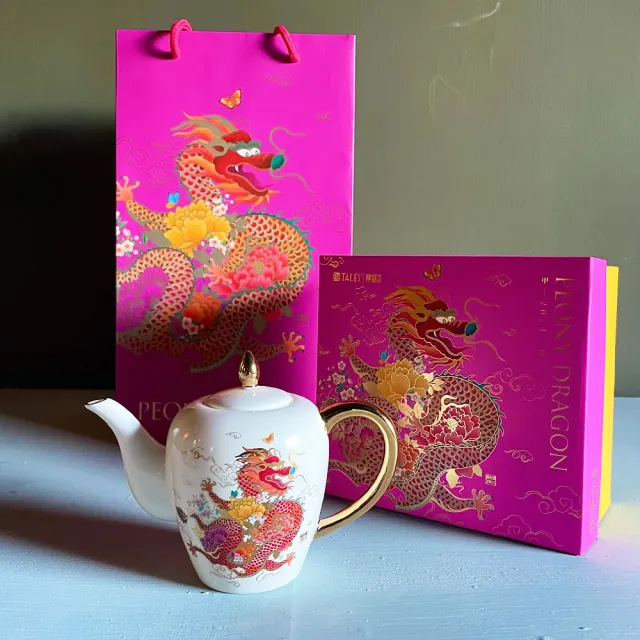 【TALES 神話言】龍華富貴-藝術骨瓷茶壺(文創 禮品 禮物 收藏 送禮)