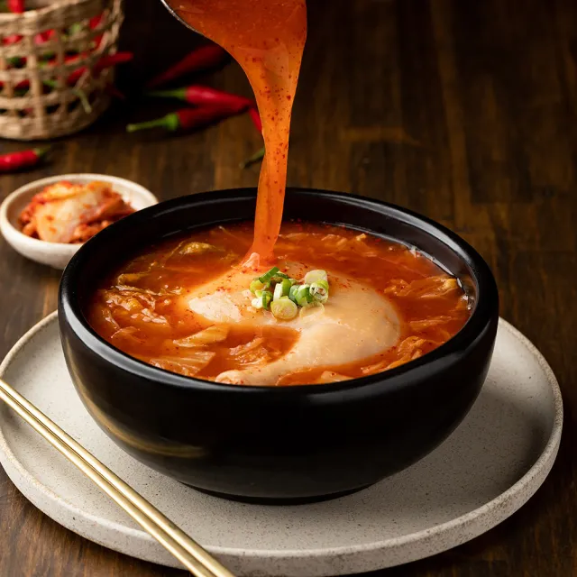【涓豆腐】紅白雙雞禮盒(韓式泡菜雞湯600g+韓式人蔘雞湯600g)