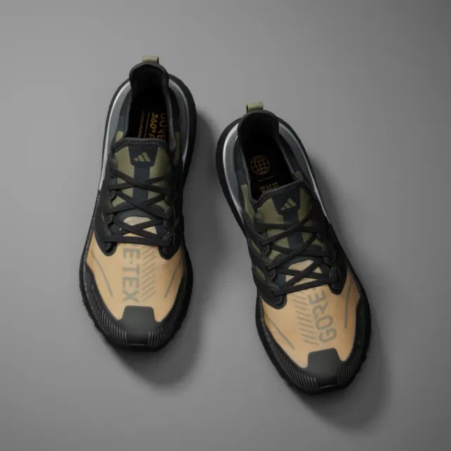 【adidas 愛迪達】運動鞋 慢跑鞋 男鞋 ULTRABOOST LIGHT GTX(HP6404)