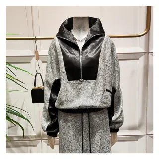 【JESSICA】休閒百搭拼接緞面拉鏈鬆緊腰上衣J35301（黑）