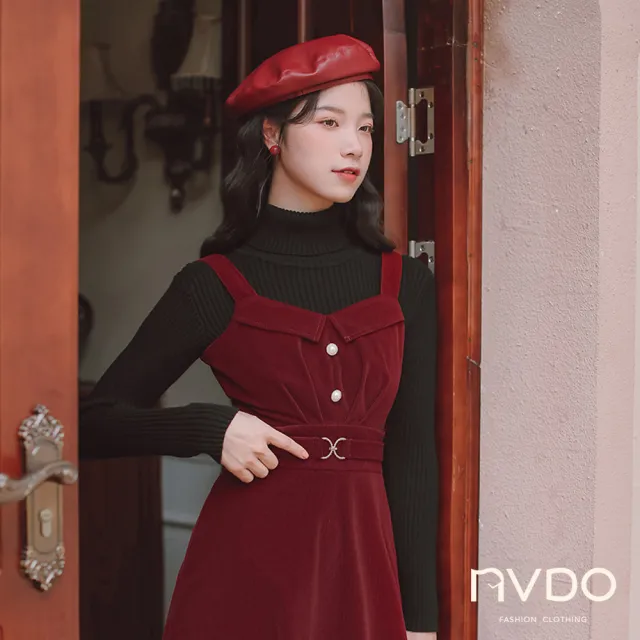 【NVDO】出清品   法式復古抓皺閃耀腰墜飾連衣裙-兩色可選(M-L/吊帶洋裝/F101/售完不補)