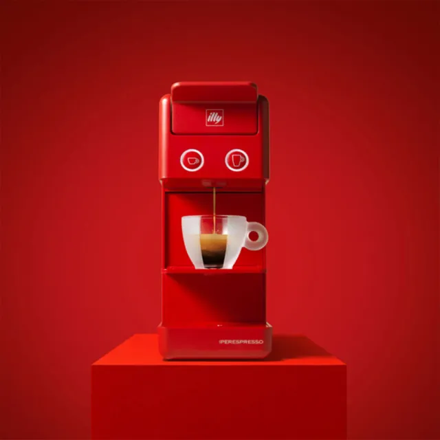 【illy】Y3.3 美型濃縮膠囊咖啡機升級版(法拉利紅)