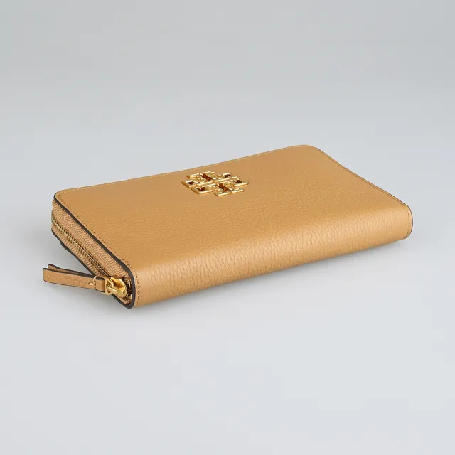 【TORY BURCH】TORY BURCH Britten鏤空金字LOGO小牛皮10卡拉鍊長夾(提拉米蘇棕/附鍊帶卡夾)