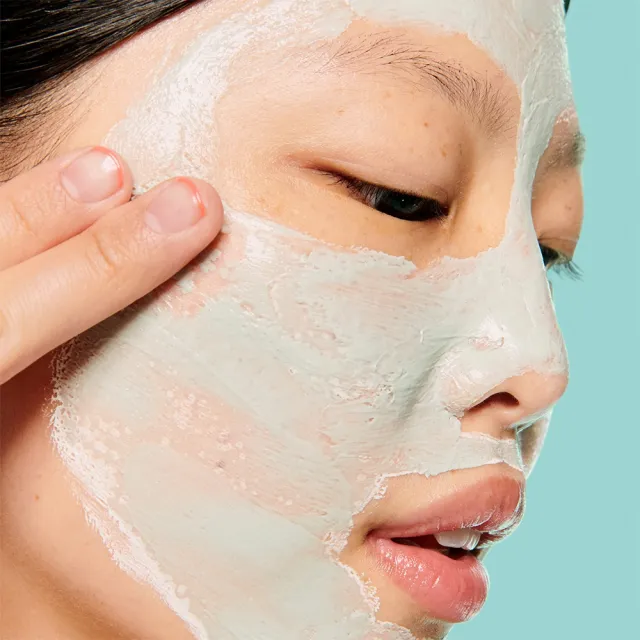 【benefit 貝玲妃】零孔慌日常保濕組(瞬效緊緻精華乳50ml+緊緻毛孔面膜75g)